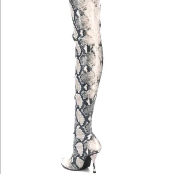 Stuart Weitzman Shiloh Roccia Python Over The Knee Boots NWT 9 - Picture 2 of 7